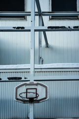 しばらく遊べないな