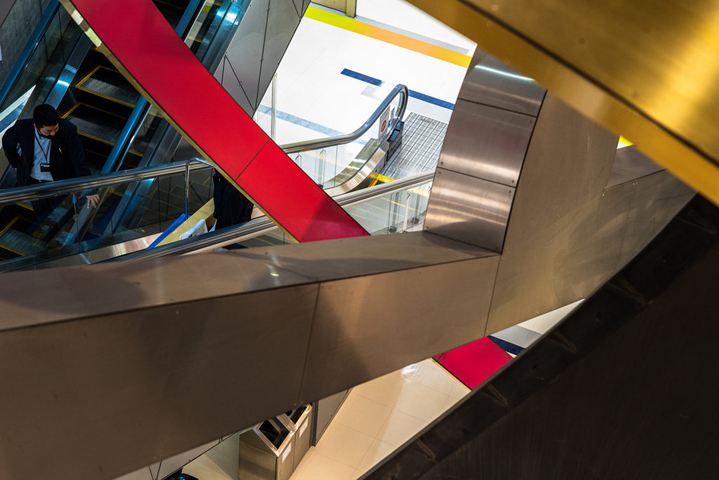 サッポロファクトリー　エスカレーター