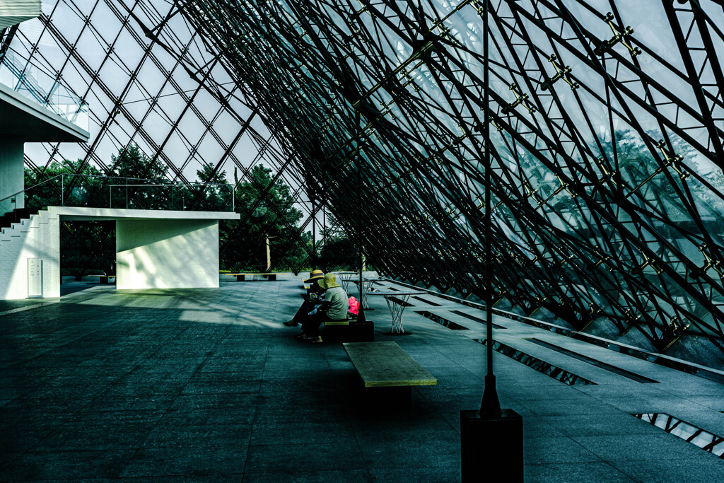 モエレ沼公園ガラスのピラミッド