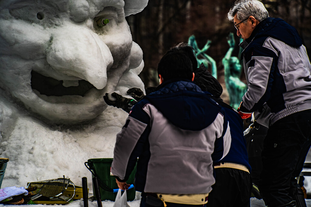 雪まつり準備中１