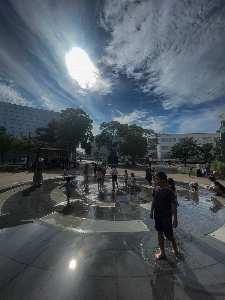 じゃぶじゃぶ池４