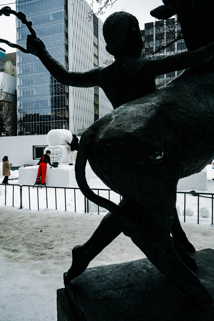 雪まつり準備中4