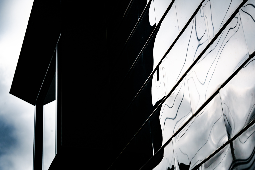 まぶしいオフィス