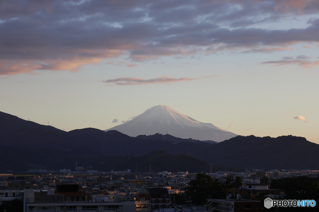 10月23日の富士山（夜明）