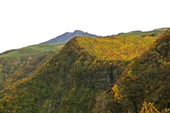 鳥海山（鉾立山荘より）。