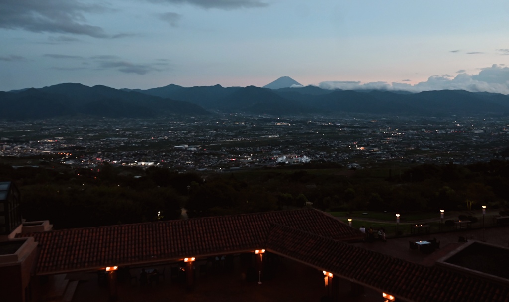 山梨県山梨市　夕暮。