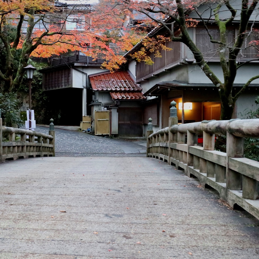 夕暮れ時（こおろぎ橋）。