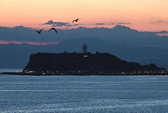 江ノ島の夕景。