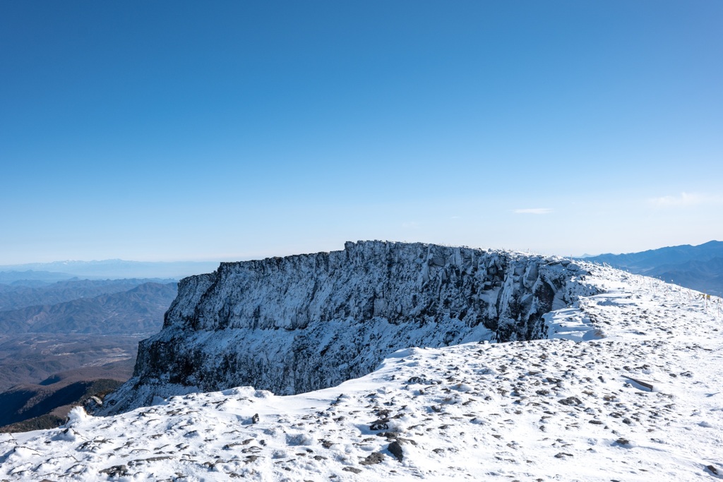 硫黄岳 爆裂火口壁