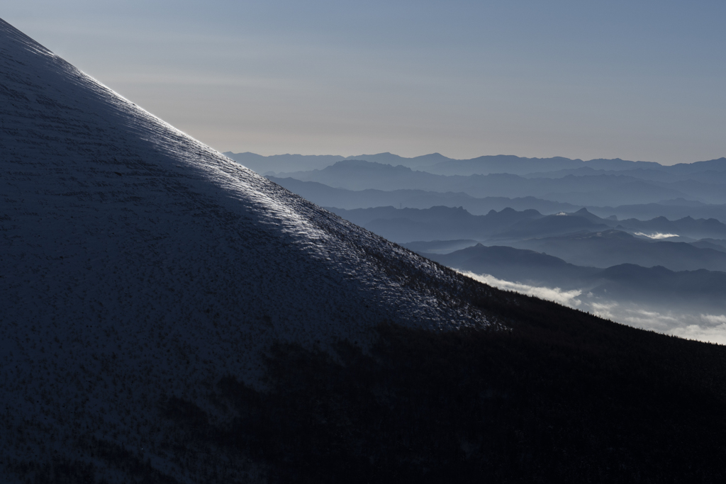 雪山の陰影