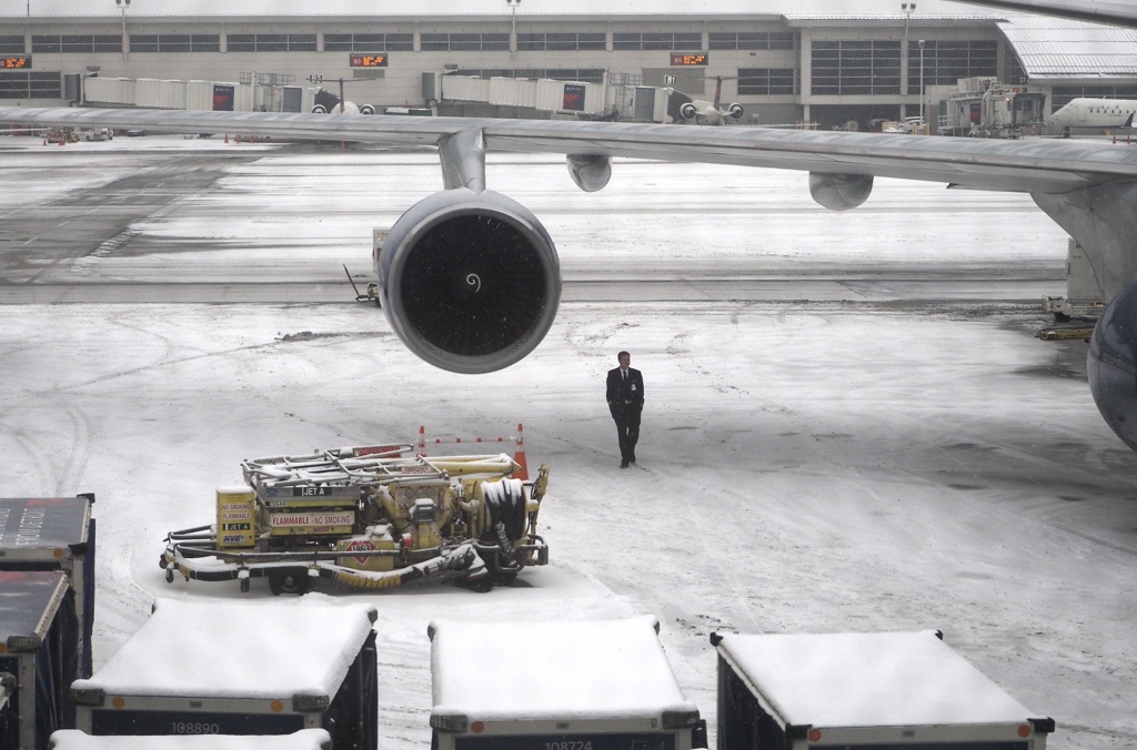 雪の空港