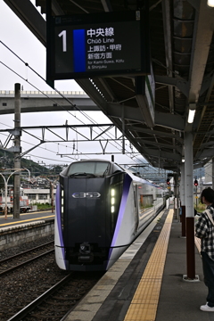 岡谷駅　1番線