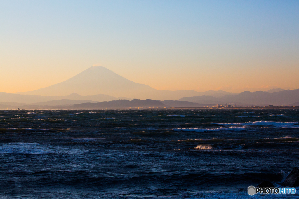 江の島より富士を望む