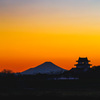 夕景の富士と関宿城-1