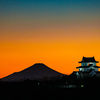 夕景の富士と関宿城-2