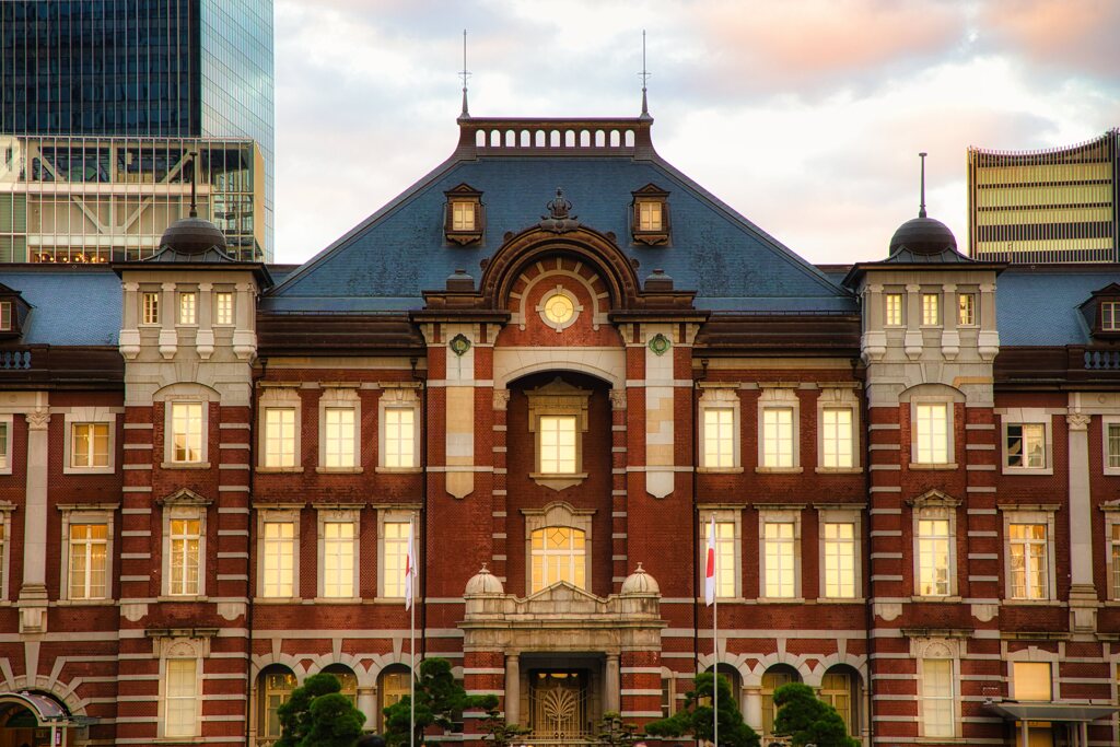 金色（こんじき）の窓