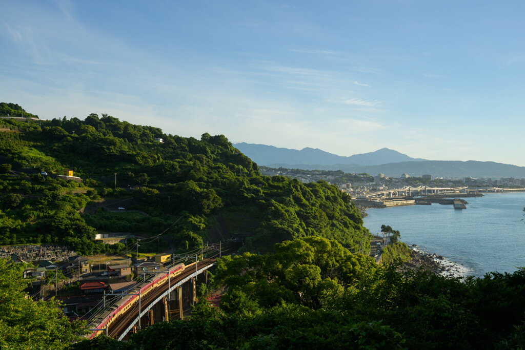 朝日を浴びて終点まで