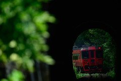 走り去る列車