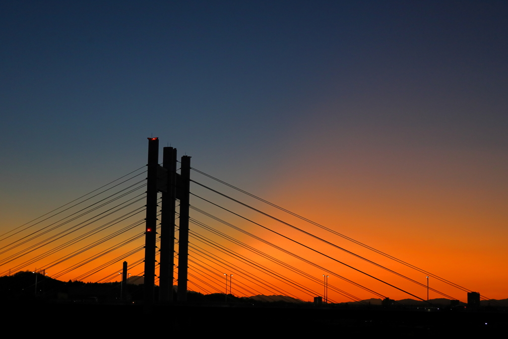 夕刻の是政橋
