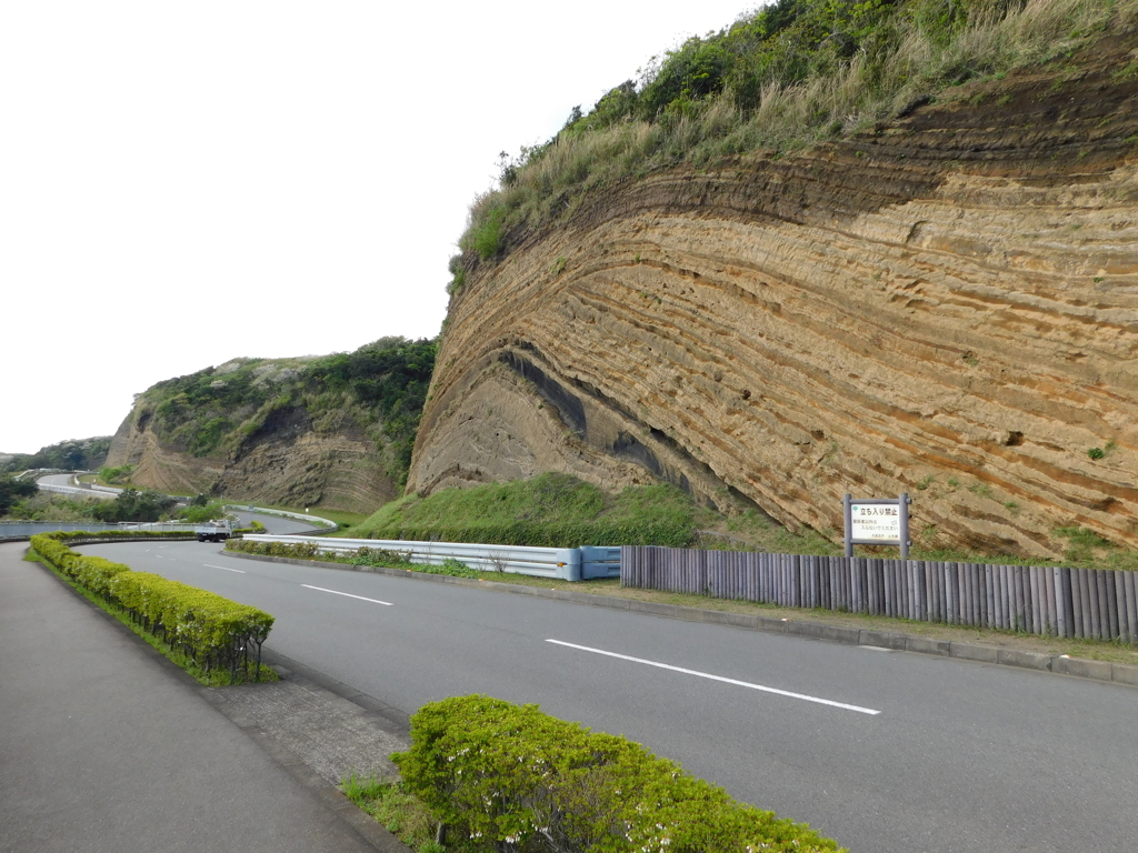 東京都大島～地層切断面１０