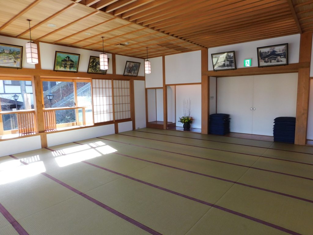 群馬県吾妻郡草津町～御座の湯広間