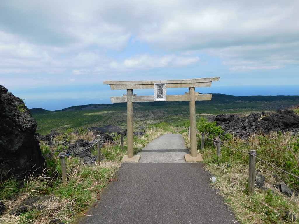 東京都大島～三原山１３