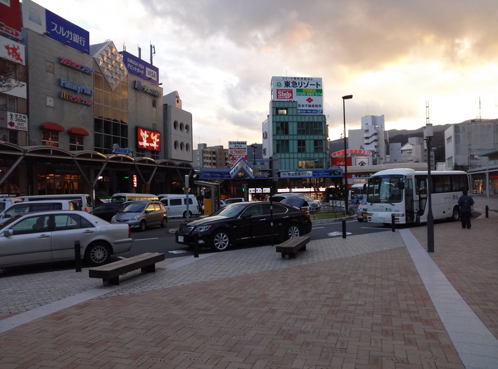 静岡県熱海市～駅前