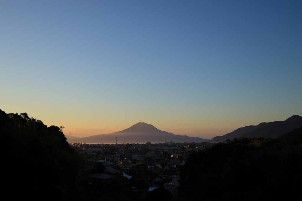 桜島 ともに目覚める 姶良街
