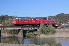 可児川を渡る電車