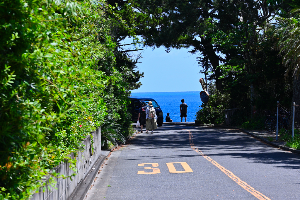 式根島、石白川前
