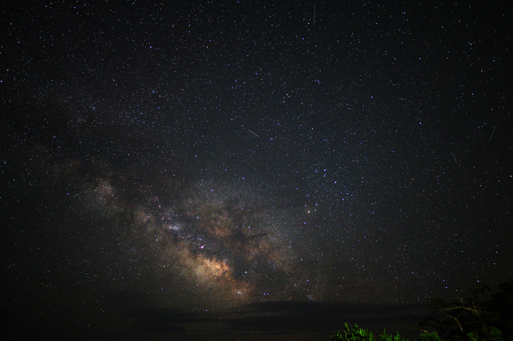 式根島、6月の夜