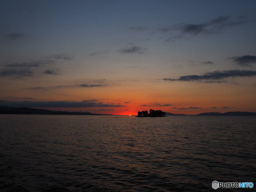 宍道湖の夕景　Ⅶ　『お日さま、お疲れ』