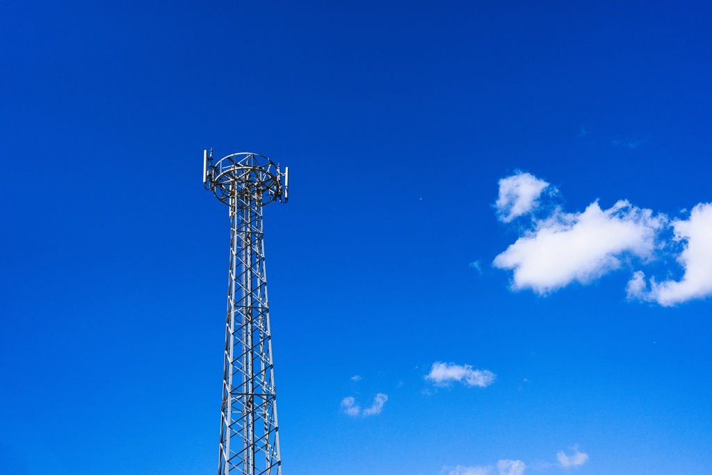 鉄塔と青空