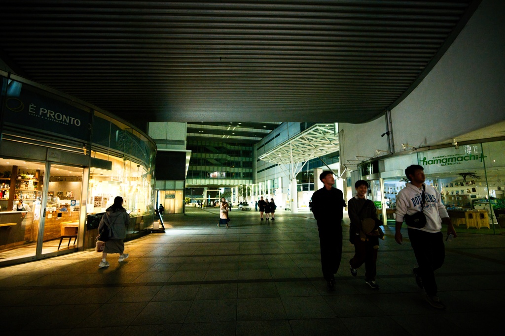 夜行−１