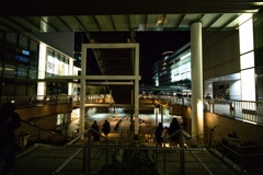 夜行−４