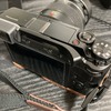 サムズアップグリップ（後ろ）