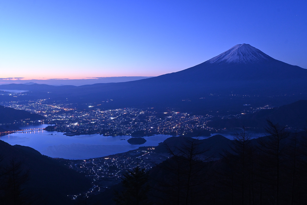 FUJIYAMAツインテラス　夜明け