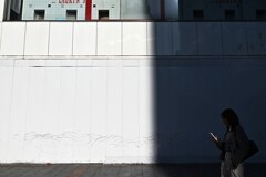 垂直線の街角