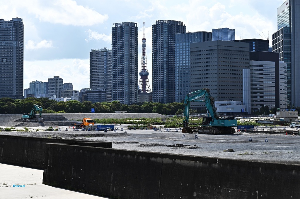 空き地のむこうは東京タワー