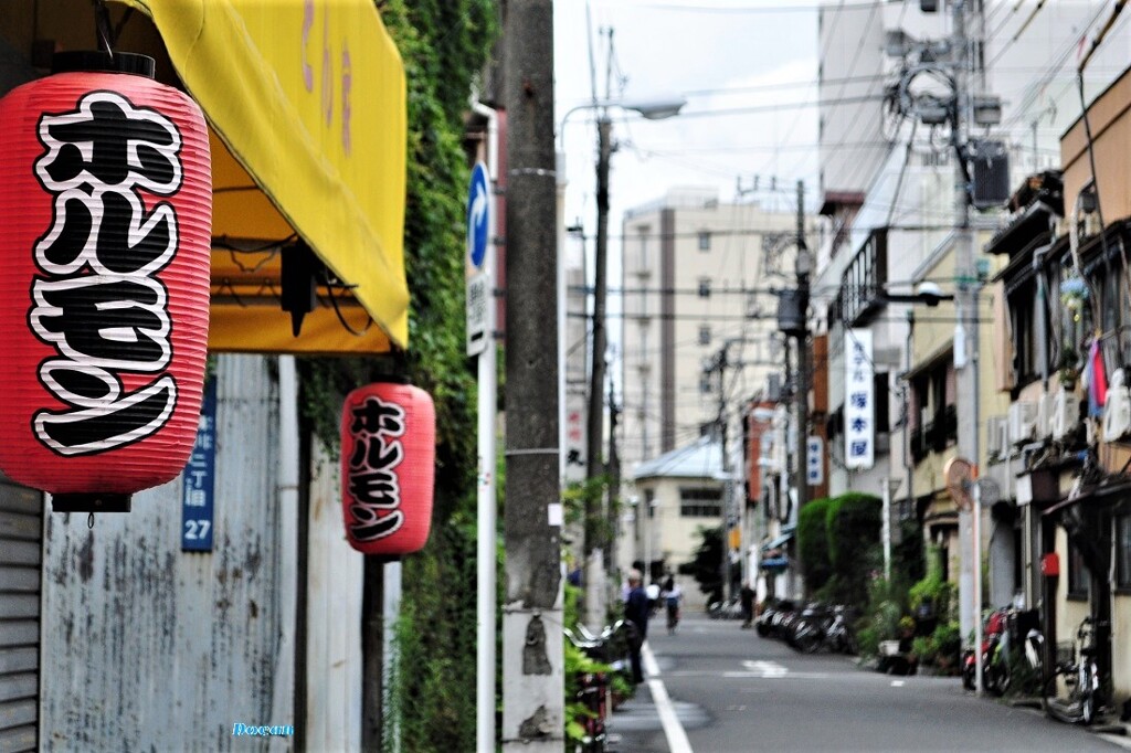 開店前の路地