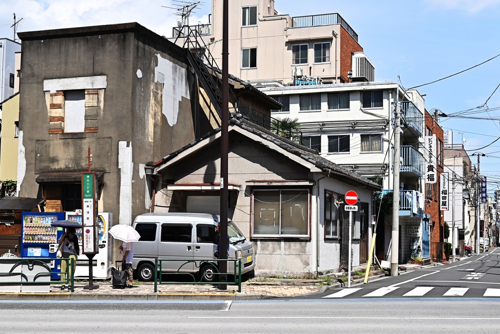 13時40分のバスを待つ