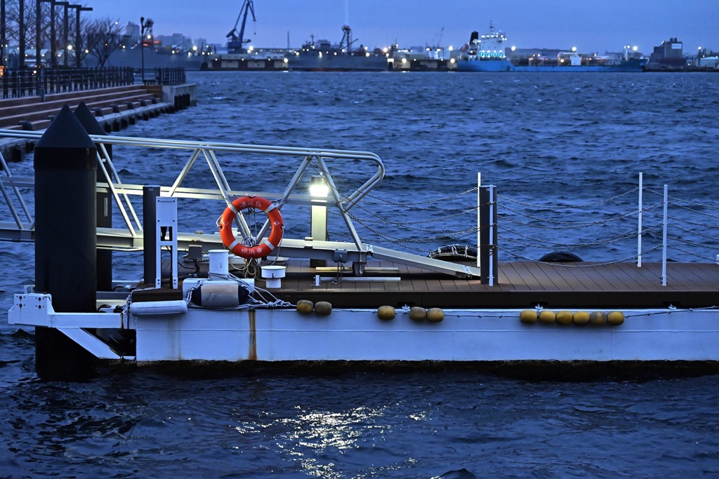 プカプカ浮き桟橋