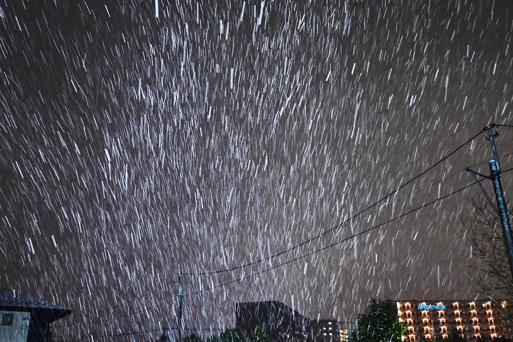 雪が降る