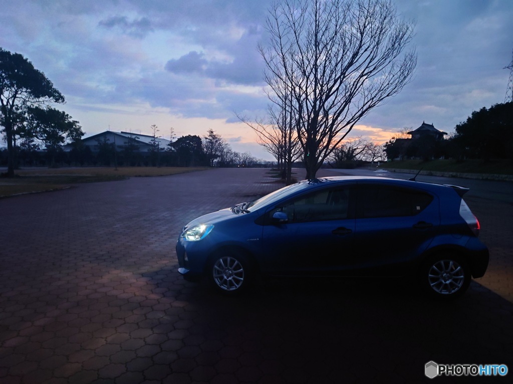 夜明けと愛車