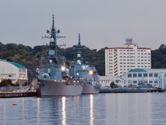 日暮の軍港