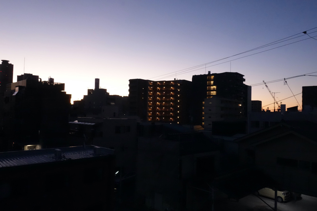晩秋の朝