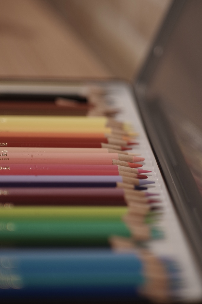 ふぞろいの色鉛筆