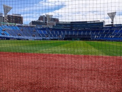 横浜スタジアム。