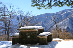 雪・ベンチ