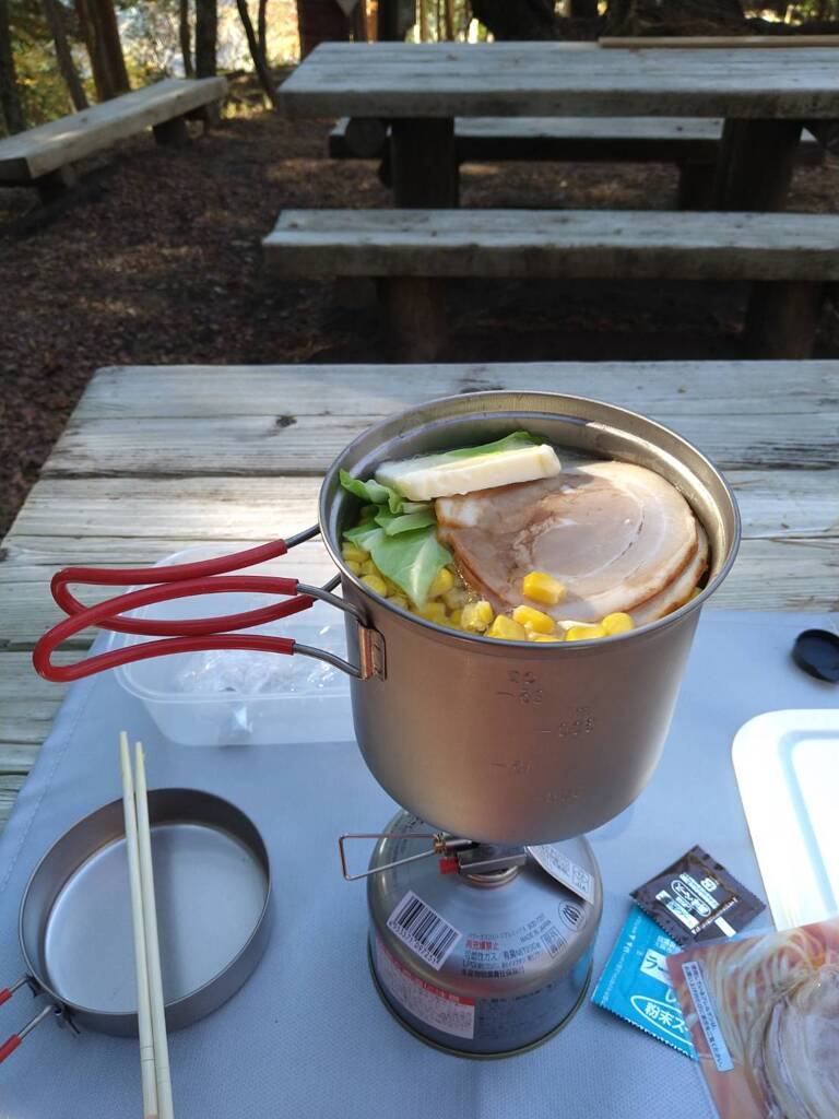 塩バターコーンラーメン